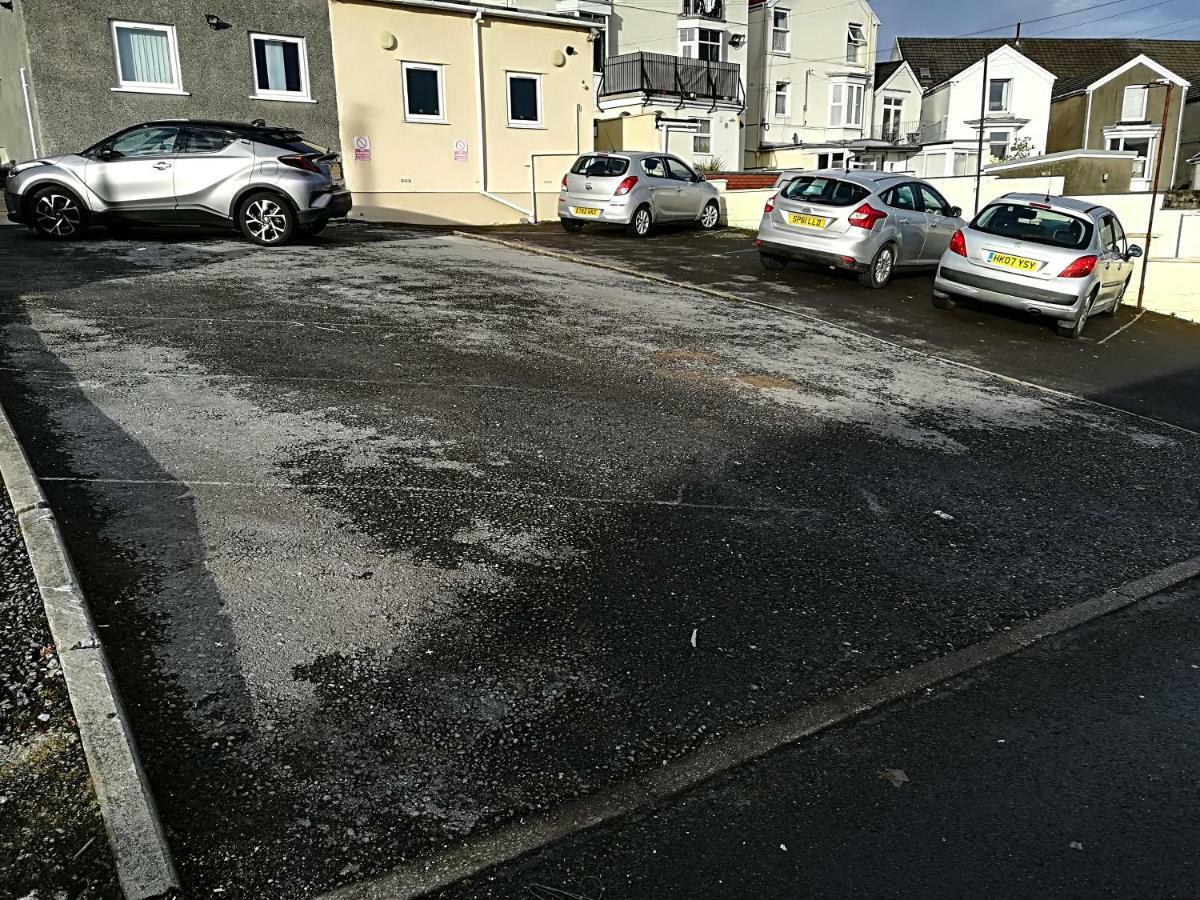 2 Bedroom Modern Apartment, Uplands, Swansea Exterior foto